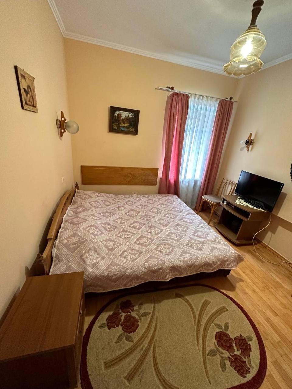 Bed and Breakfast Роксолана à Trouskavets Extérieur photo