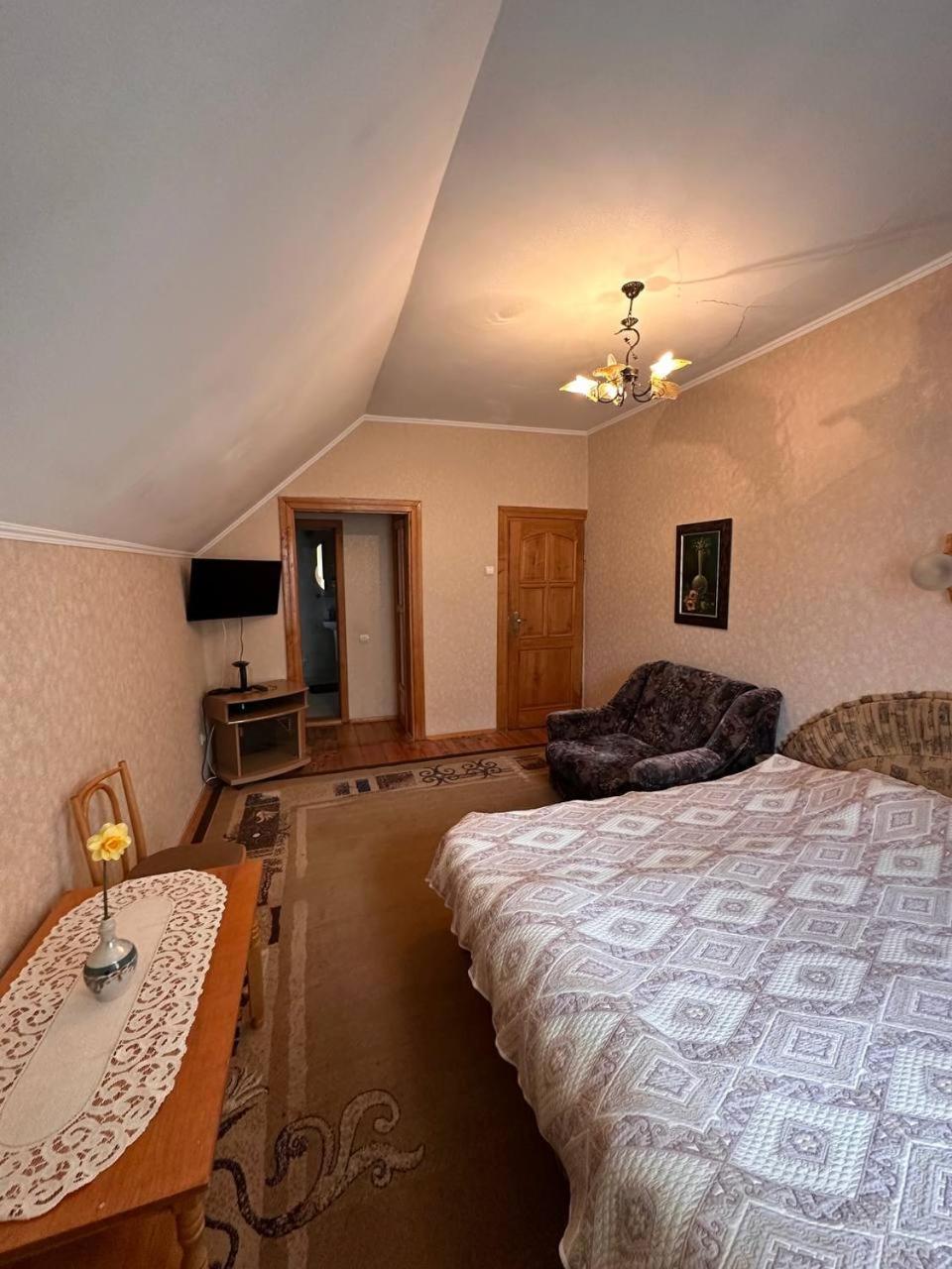 Bed and Breakfast Роксолана à Trouskavets Extérieur photo
